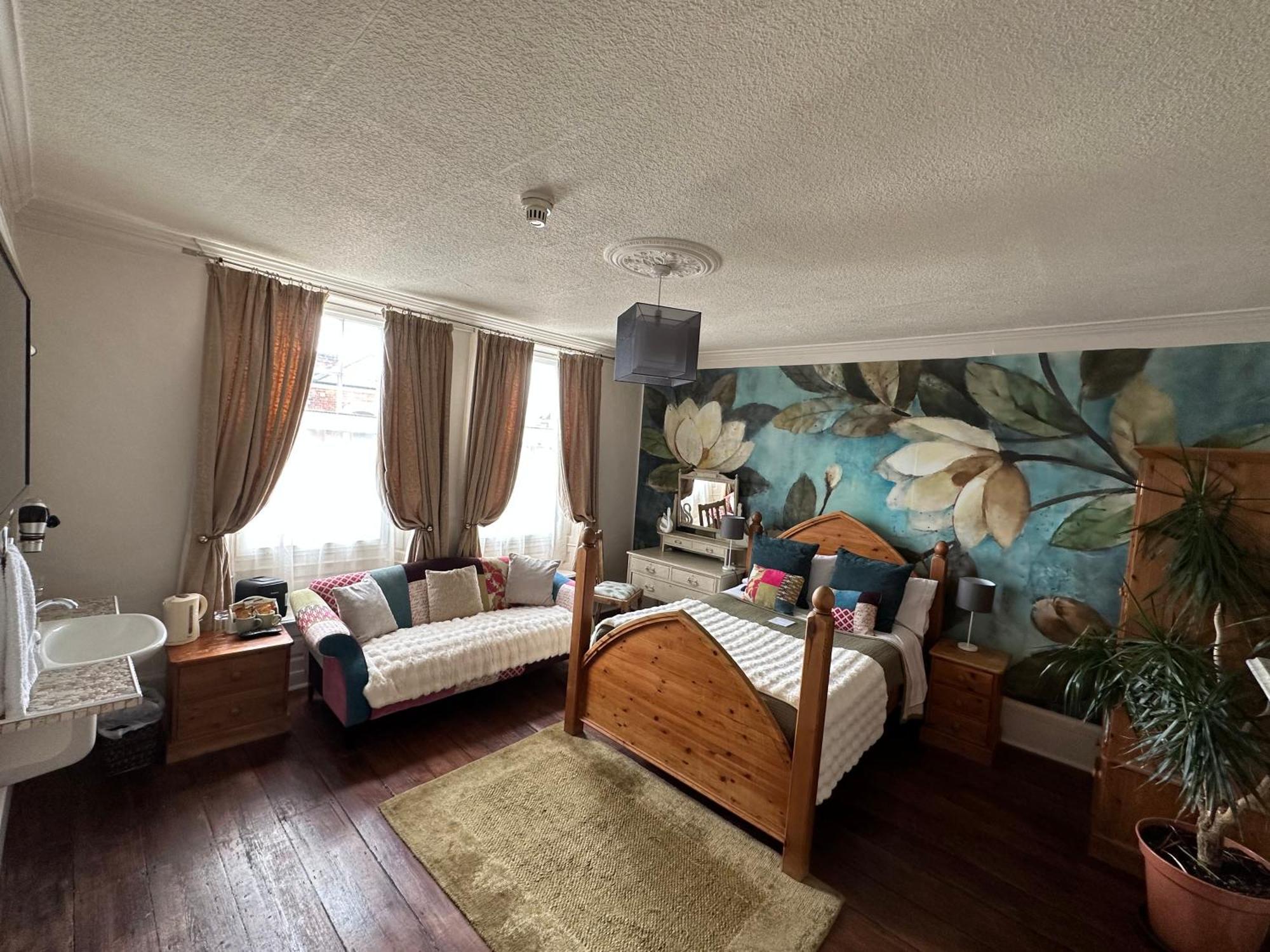 The Mansion House Hotel Холбич Экстерьер фото